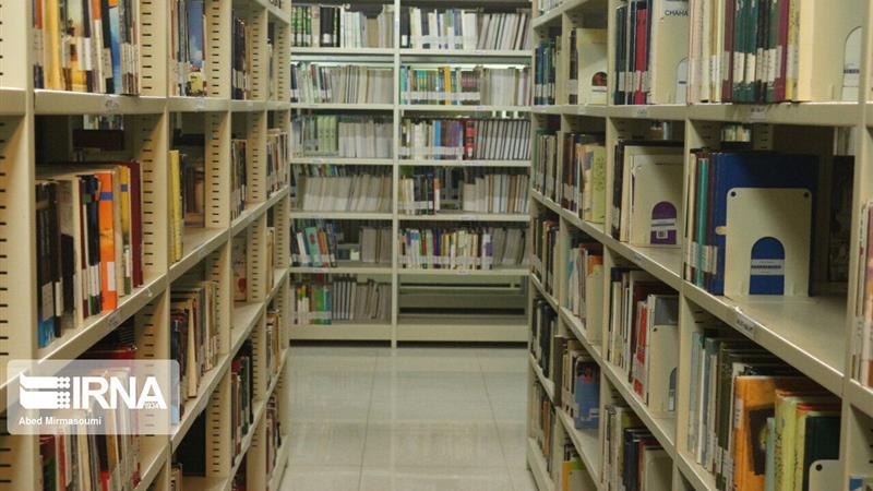 اهدای بیش از ۷۰۰ نسخه کتاب به کتابخانههای عمومی خراسان جنوبی