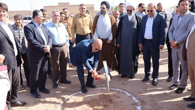 ساخت مدرسه خیری با ۱۸۰ میلیارد ریال اعتبار در مهریز یزد آغاز شد