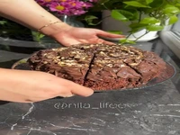 آموزش کیک گردویی شکلاتی