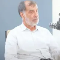 بی‌هنری و دوقطبی‌سازی