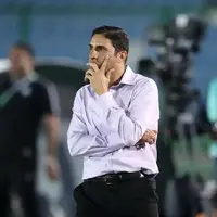 فرزاد آشوبی: قطعا باید به وحید هاشمیان زمان بدهیم
