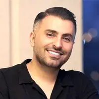 علیرضا طلیسچی: خواننده های داخل ایران به شدت در یک محدودیت و تحت یک جریان و موازین کار می‌کنند