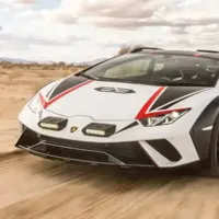 لامبورگینی به دنبال تولید سوپر اسپرت‌ های آفرودی جدید؛ احتمال عرضه نسخه‌های ویژه از تمراریو و روئلتو