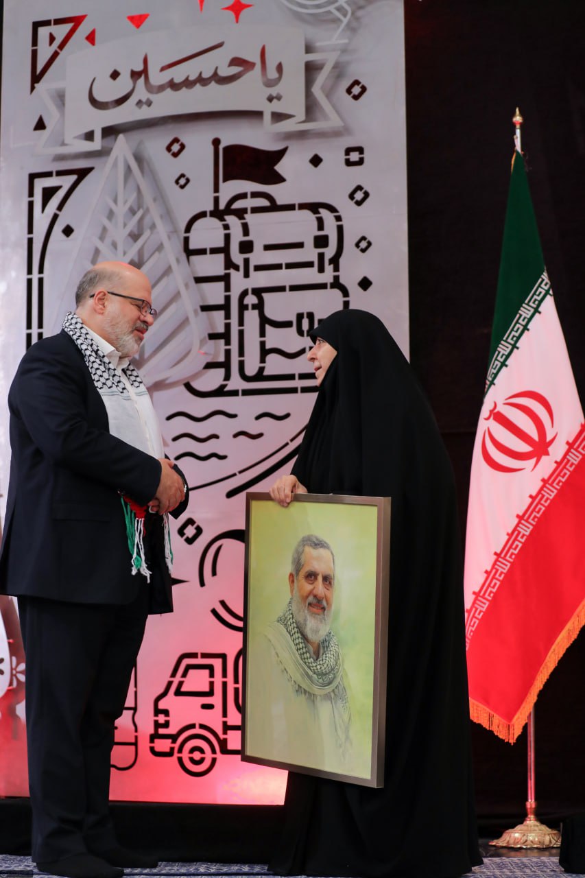 عکس/ رویداد ملی «ایران همدل» در حسینیه امام خمینی(ره)