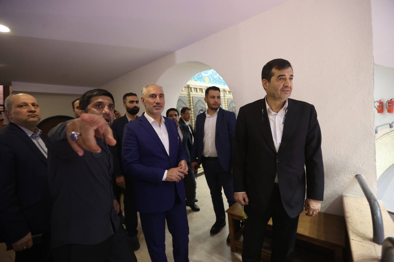 عکس/ بازدید وزیر ورزش از کمپ و امکانات فدراسیون کشتی