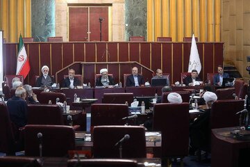 سرمقاله اعتماد/ قبای گلِ مِنار