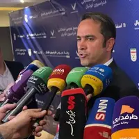 خطیر: بسته شدن پنجره استقلال به خاطر ناآگاهی مدیران باشگاه است