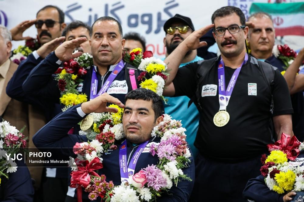 عکس/ مراسم استقبال از مدال‌آوران تیم ملی پارادوومیدانی
