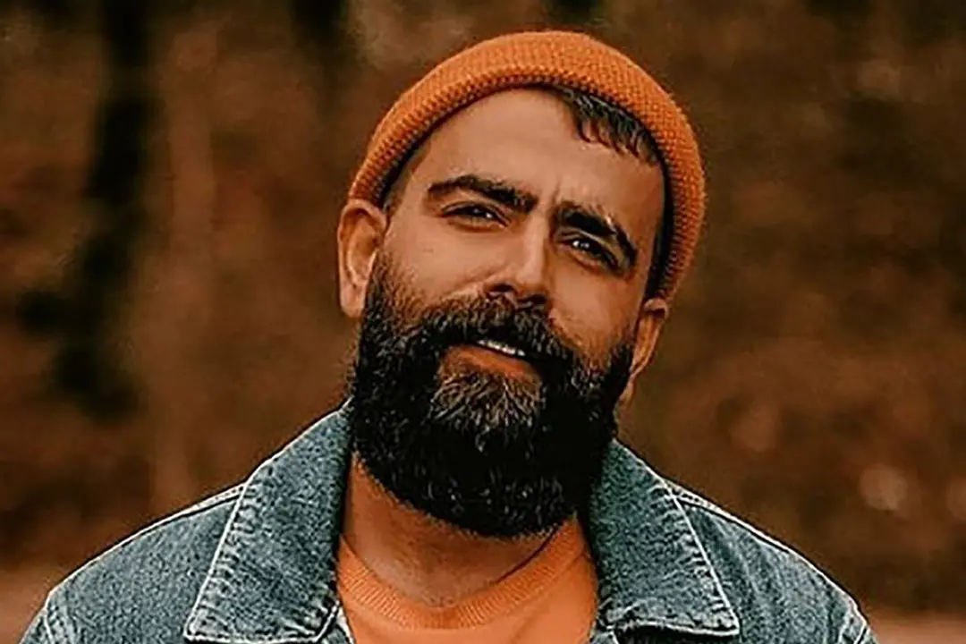 آهنگ «هیچ» با صدای معین زد