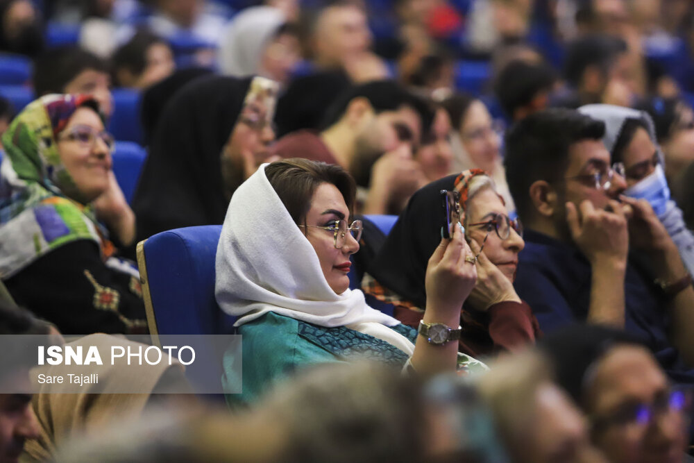 ویژه‌برنامه «کارنامه» به مناسبت هفته کودک در کرمان