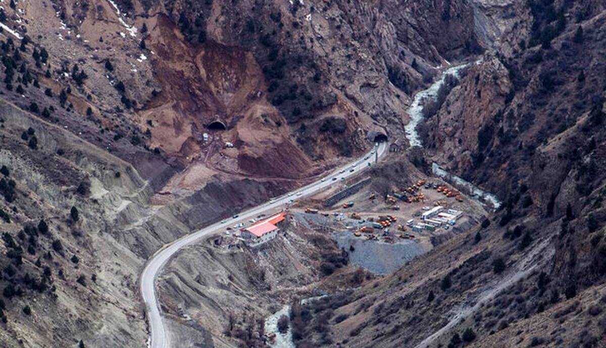 شناسایی ۸۸۷ نقطه حادثهخیز جادهای در کشور