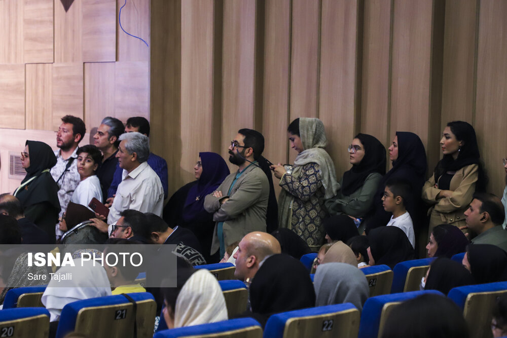 ویژه‌برنامه «کارنامه» به مناسبت هفته کودک در کرمان