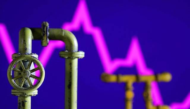 کاهش قیمت نفت با اعلام آتشبس غزه