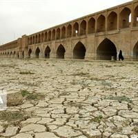 خواستار احیای دائمی زاینده‌رود به عنوان یک «مطالبه ملی» هستیم