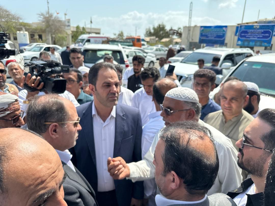 بازدید وزیر جهاد کشاورزی از بندر صیادی کنارک