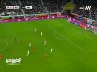 خروج اشتباه بیرانوند و نجات دروازه شجاع خلیل زاده