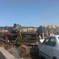 عکس/ سانحه واژگونی یک خودرو سنگین در جاده قوچان 
