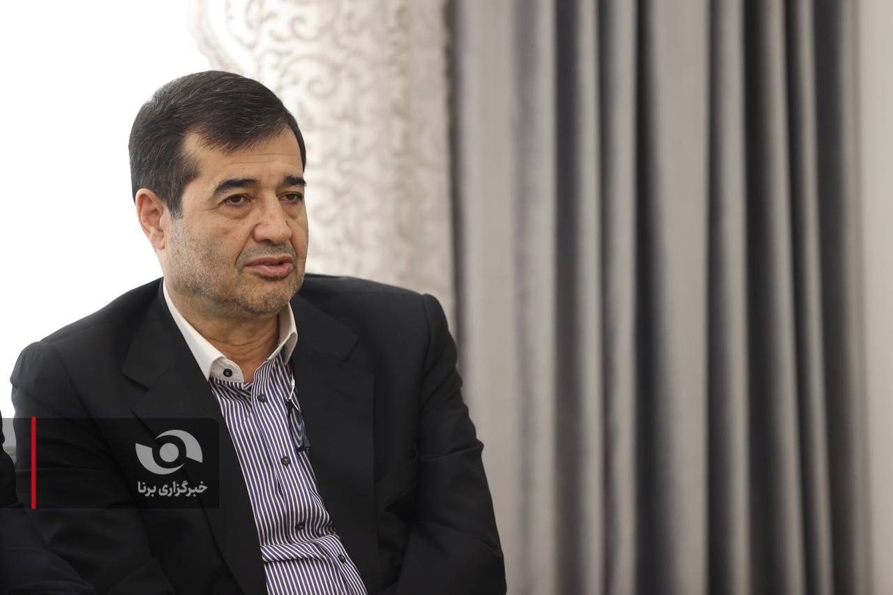  دیدار دنیامالی با خانواده «شهید خلبان حیدری»