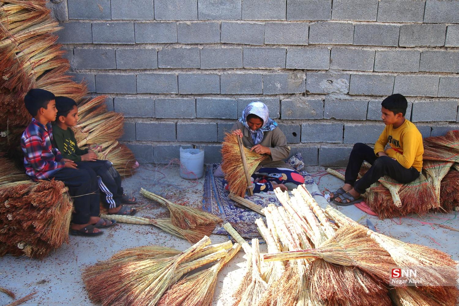 جاروبافی در روستای ملاحسن