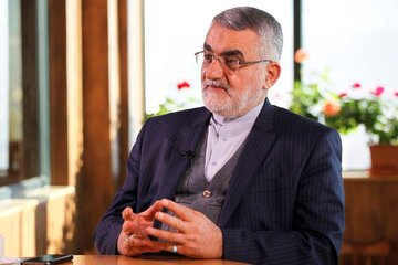 توضیح بروجردی درباره مذاکره موشکی ایران و غرب