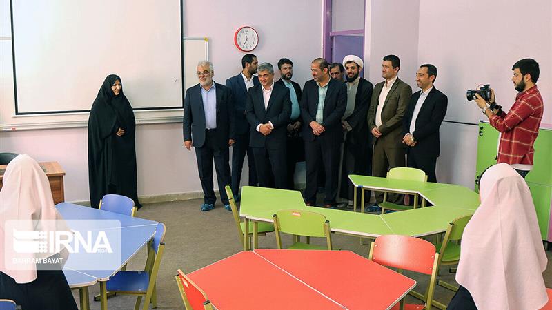 مدارس علوی و فاطمی در زنجان الگوی ملی برای توسعه آموزش هستند