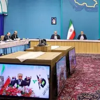 عکس/ مراسم بهره‌برداری و آغاز عملیات اجرایی ۷۰۰ مگاوات نیروگاه خورشیدی