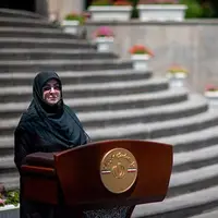 مهاجرانی: دولت به شدت برای معیشت دهک‌های پایین تلاش میکند