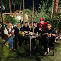 دورهمی چند هنرمند مشهور ایران در یک کافه