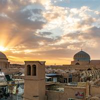 مفاخر فرهنگی یزد، افتخار ایران زمین