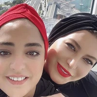 چهره ها/ استایل سنتی نرگس محمدی و فریبا نادری در سلیمانیه عراق