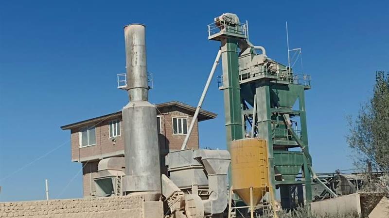 فعالیت کارخانه آسفالت شهرداری نمین به دلیل ایجاد آلایندگی متوقف شد