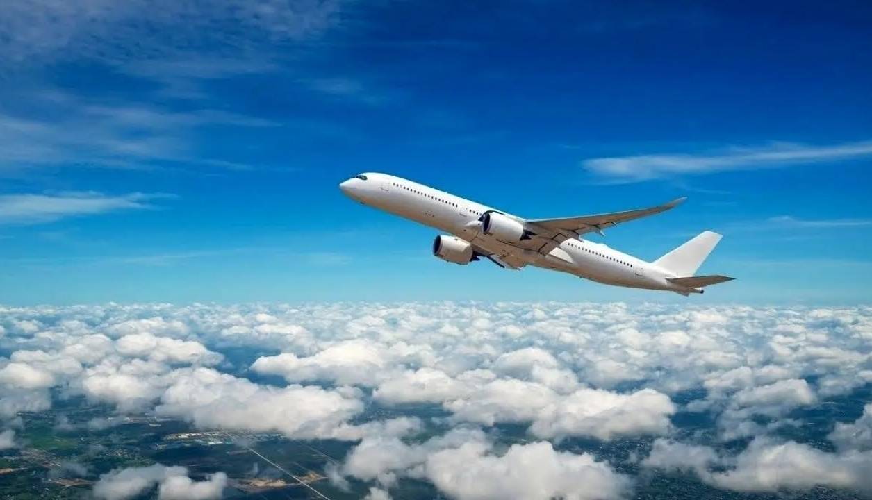 کاهش پروازها در خرمآباد؛ مطالبه عمومی بیپاسخ مانده است
