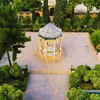 احترام تیم فوتبال ایرانی به حافظ