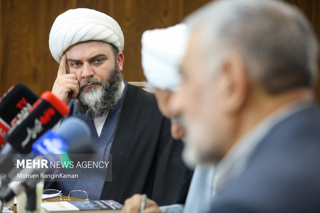 مراسم رونمایی از کتاب «تکوین حزب الله»