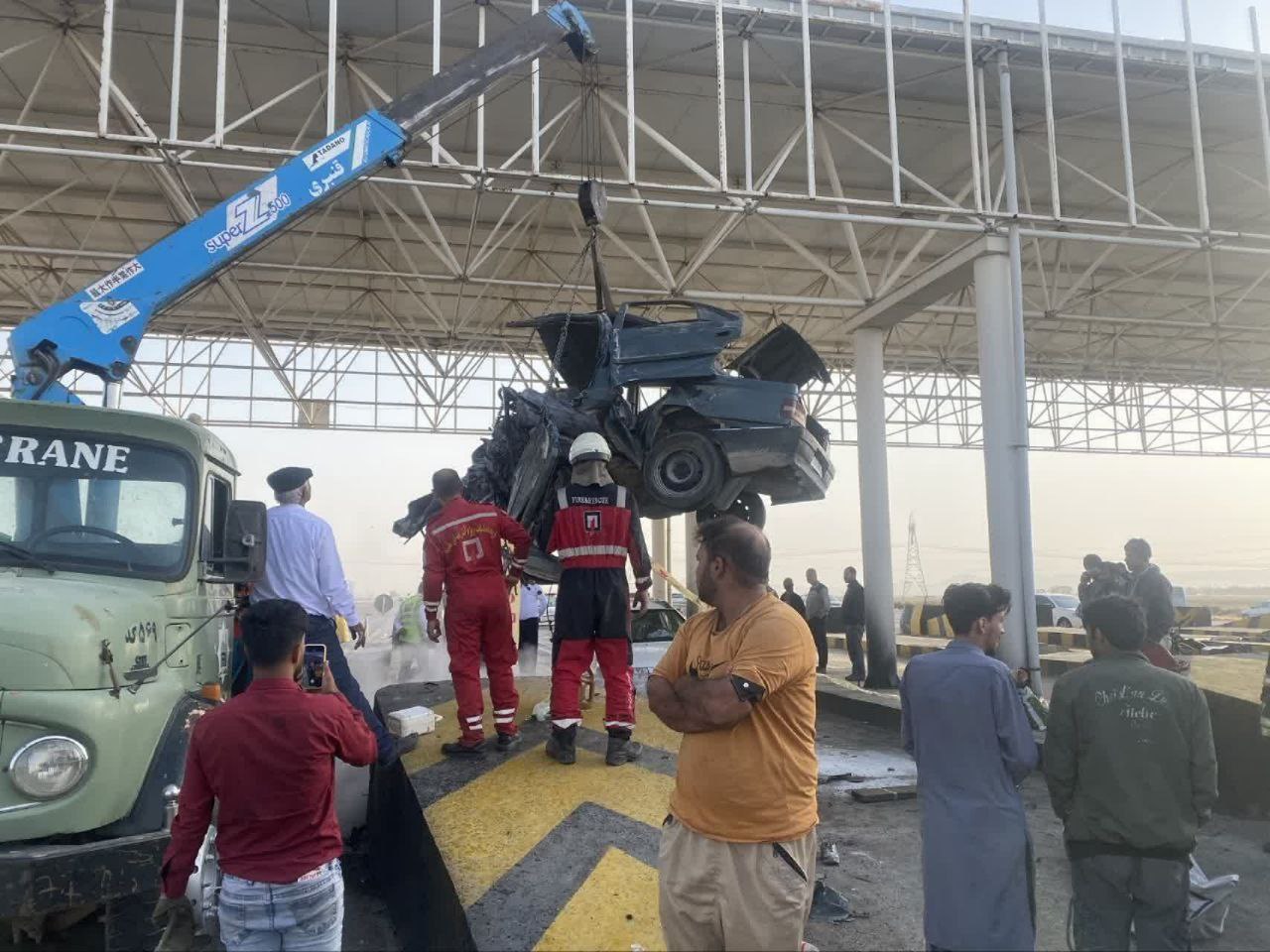 عکس/ تصادف مرگبار پژو در جاده مشهد