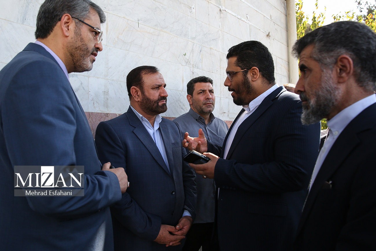 بازدید میدانی دادستان تهران از میدان میوه و تره‌بار پیروزی