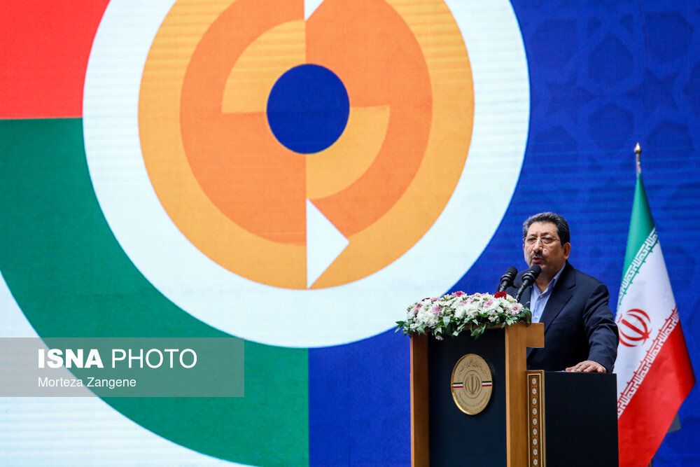 عکس/ بزرگداشت روز جهانی استاندارد با حضور رییس جمهور