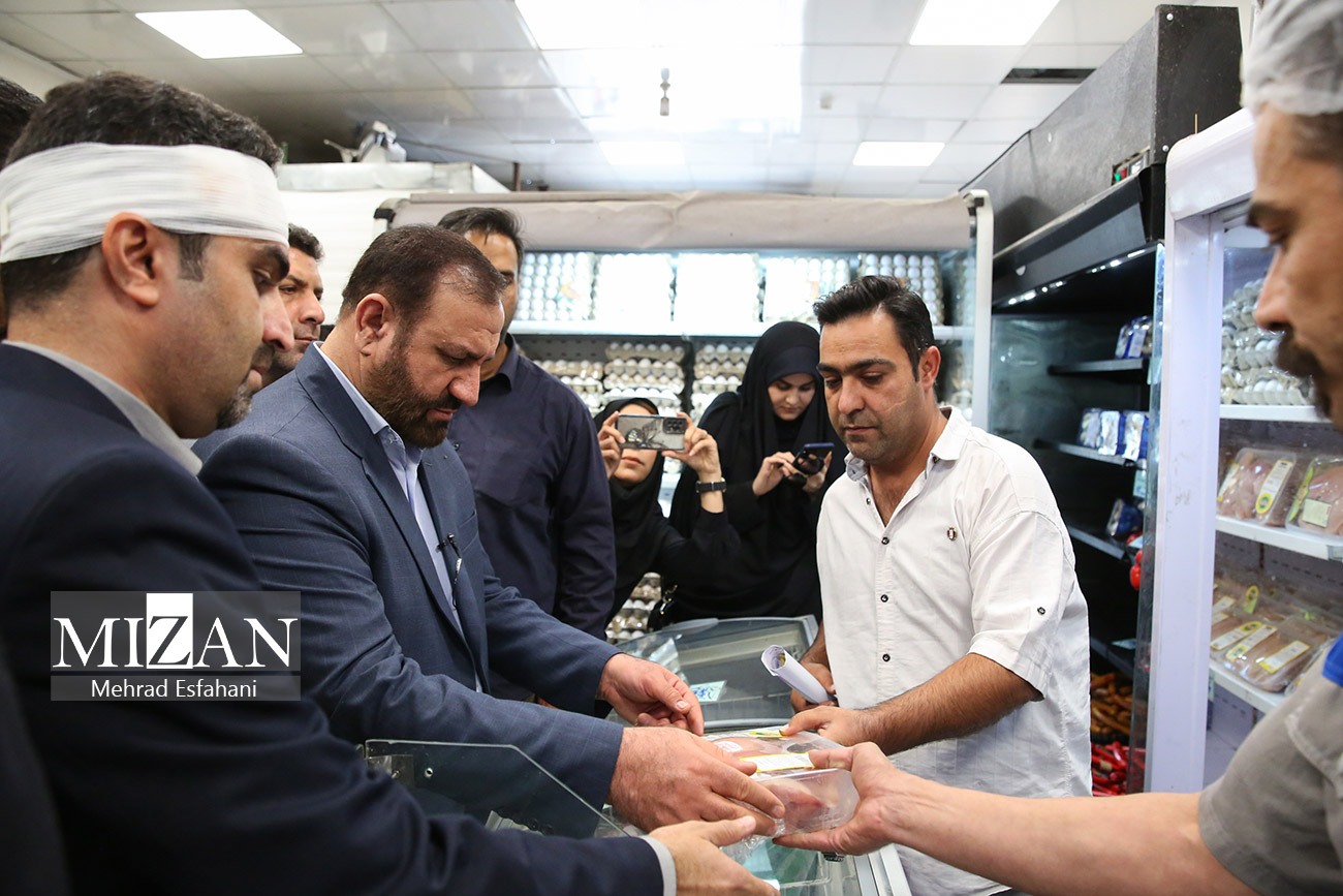 بازدید میدانی دادستان تهران از میدان میوه و تره‌بار پیروزی