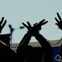 حرکت اتوبوس‌های حامل صدها اسیر فلسطینی از زندان‌های اسرائیل