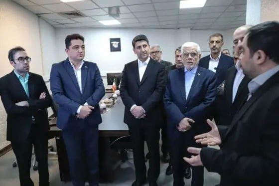 عکس/ بازدید معاون اول رئیس جمهور از پژوهشگاه فضایی ایران