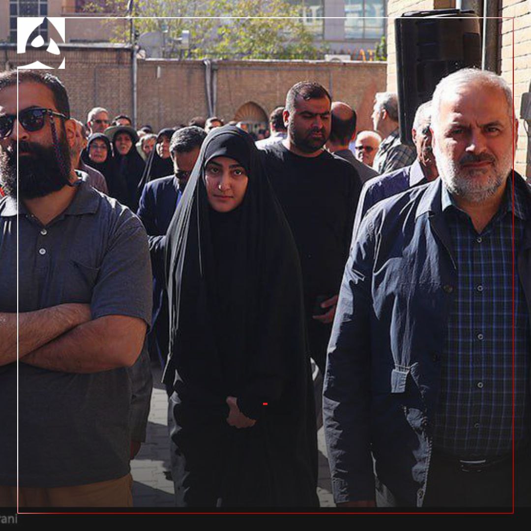 عکس/ حضور زینب سلیمانی در مراسم تشییع محمد کاسبی