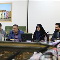 با قایم موشک‌ قوانین اجتماعی را یاد گرفتیم/ نمایش کودک تُپُل برای تبلیغ خوراکی جرم است