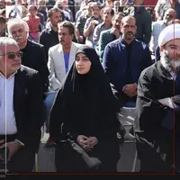 عکس/ حضور زینب سلیمانی در مراسم تشییع محمد کاسبی