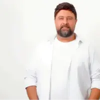 آهنگ «تو رو جدا کردم از یه عالمه گل» با صدای محمد علیزاده