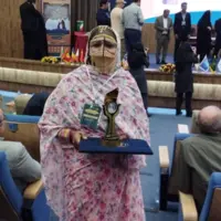 بانوی مینابی در همایش ملی زنان روستایی و عشایر کسب افتخار کرد