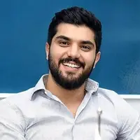 چهره ها/ قابی از سینا مهراد با پیرپسر مشهور سینمای ایران