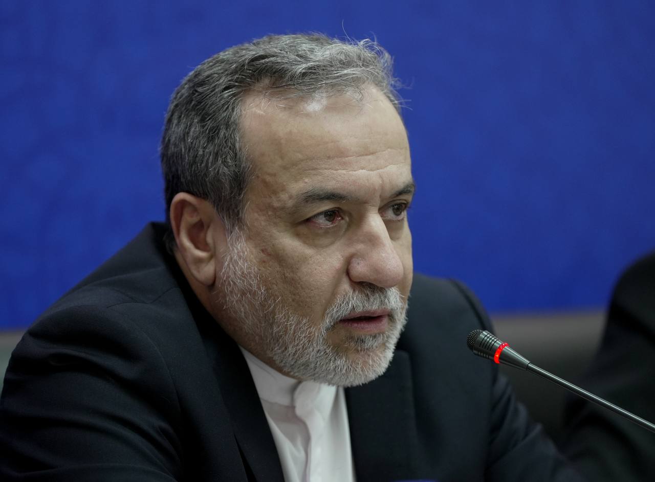 عراقچی: ترامپ یا میتواند رئیسجمهور صلح باشد یا رئیسجمهور جنگ؛ نمیتواند همزمان هر دو باشد