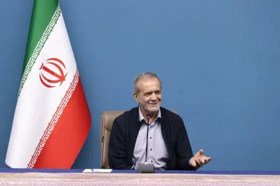 عکس/ جلسه رئیس جمهور با جمعی از اعضای مجمع کارآفرینان ایران