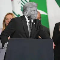 استندآپ شرم‌آور