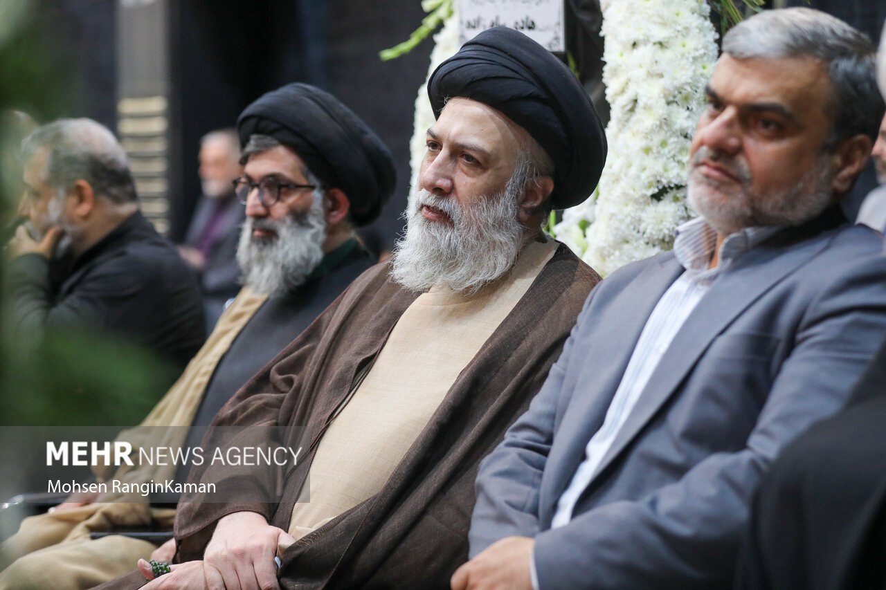 عکس/ مراسم ترحیم مادر سیدمجید بنی فاطمه